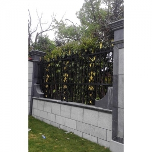 「鐵藝圍欄」的日常保養(yǎng)事項有哪些？